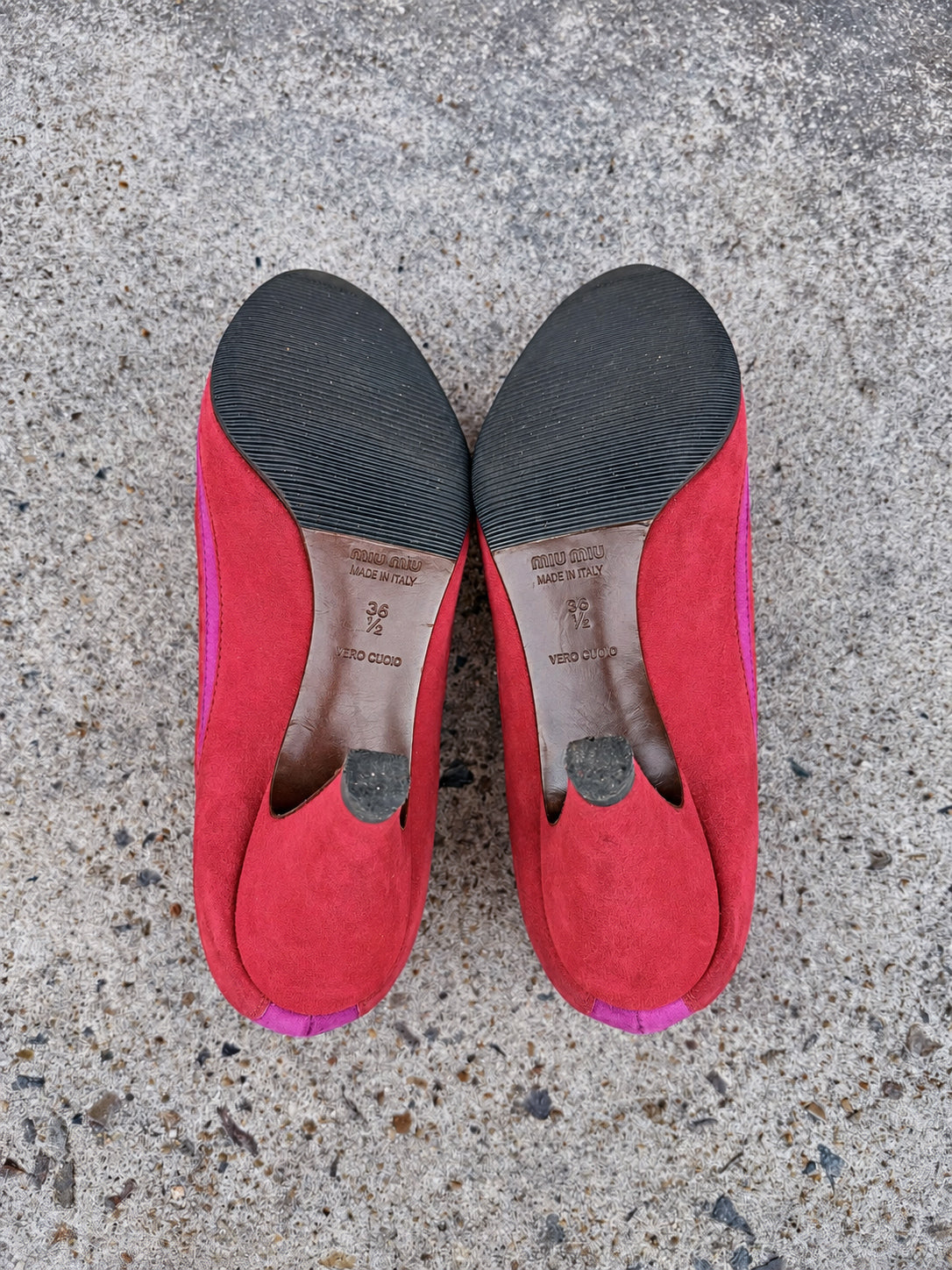 Miu Miu FW05 Fuchsia Pink & Red Velvet Pumps