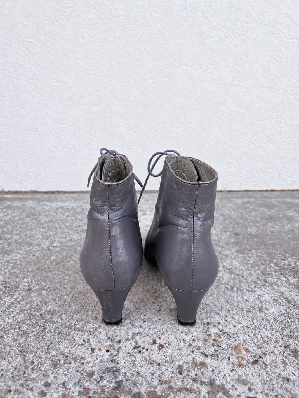 Yves Saint Laurent Pointed Heeled Boots